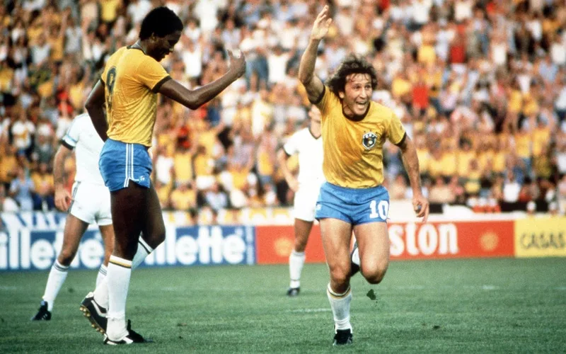 diem lai 10 huyen thoai bong da brazil vi dai nhat moi thoi dai