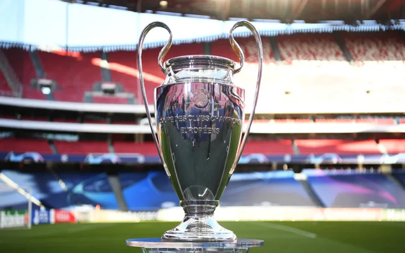 kham pha cac giai dau cua uefa va suc hut doi voi nguoi ham mo